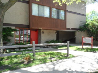 2414 Oakland Ave, Milwaukee WI  53211-4368 exterior