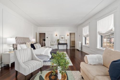 16 Kingsbury Pl, Saint Louis MO 63112-1825 exterior