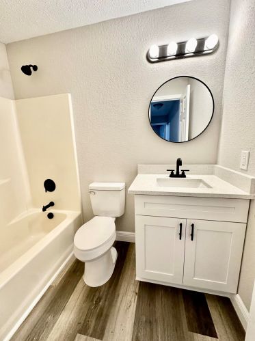 1985 Leafy Rd, Fort Pierce FL 34953-1328 exterior