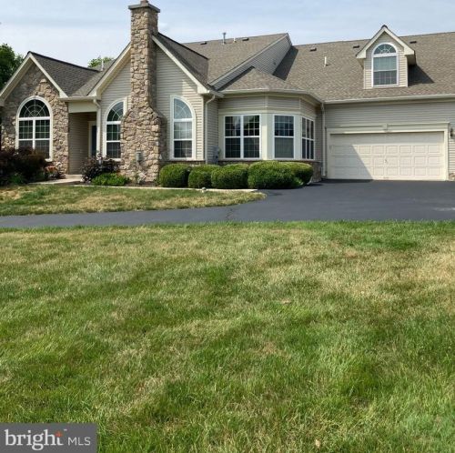 336 Pebble Beach Dr, Limerick, PA 19468-1045