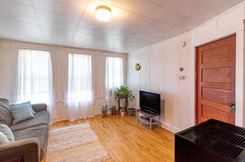 107 Harvey St, Ely MN 55731-1147 exterior