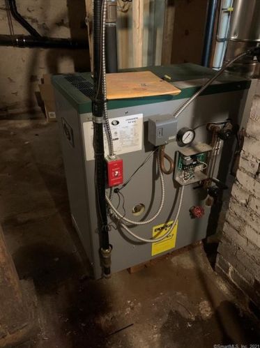 115 Reynolds St, Killingly CT 06239-2951 exterior