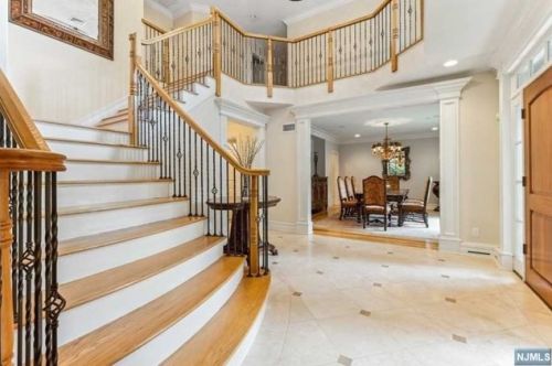 44 Central Ave, Demarest NJ  07627-1623 exterior