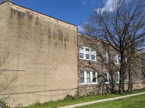 32 119th St, Chicago, IL 60628-6139