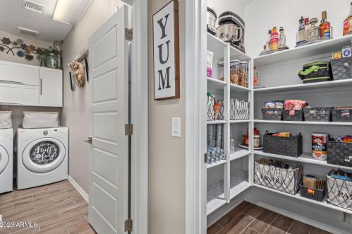 7818 23rd St, Phoenix AZ  85042 exterior