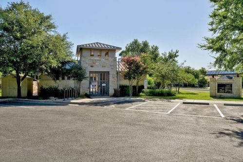 11510 Eric Heiden Ct, Austin TX 78748-2019 exterior