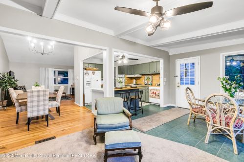 38 Normandy Ct, Middletown NJ 07748-3221 exterior