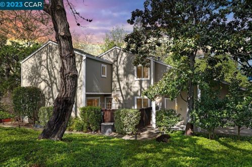 372 Camelback Rd, Concord CA  94523-1357 exterior