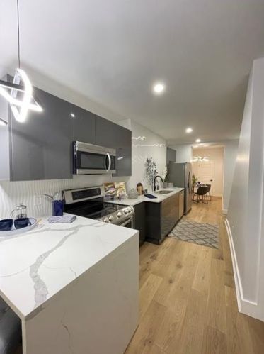 317 39th St, Pittsburgh PA  15201-1257 exterior