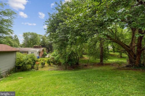 906 Belgrade Rd, Silver Spring MD 20902-3248 exterior