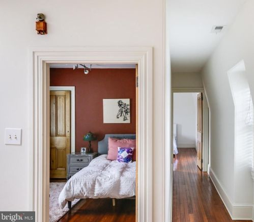 5800 Greene St, Philadelphia PA  19144-2704 exterior