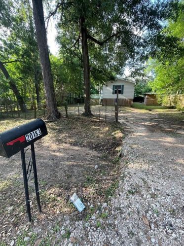 20183 Lakeway Ln, Montgomery TX  77356-4923 exterior