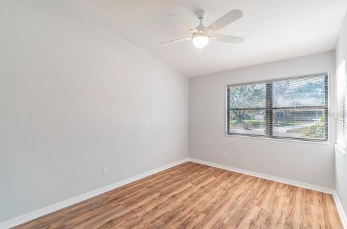 718 Riv Dr, Tampa FL 33617-7857 exterior