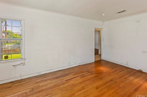 14936 Cerritos Ave, Bellflower CA 90706-2828 exterior