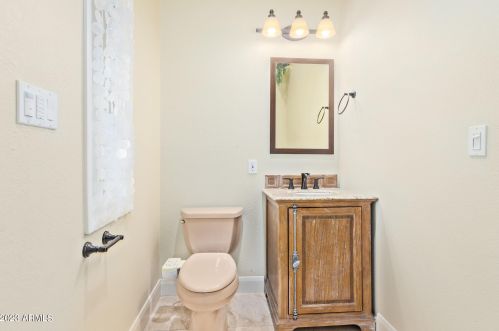 16402 40 Pl, Phoenix AZ 85050-8973 exterior