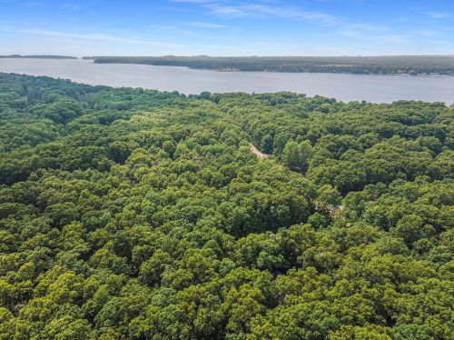 4367 Creekside Dr, Sylvan Beach MI  49461-9643 exterior