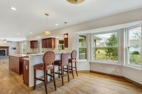 316 Eugenia St, Saint Louis MO 63141-8312 exterior