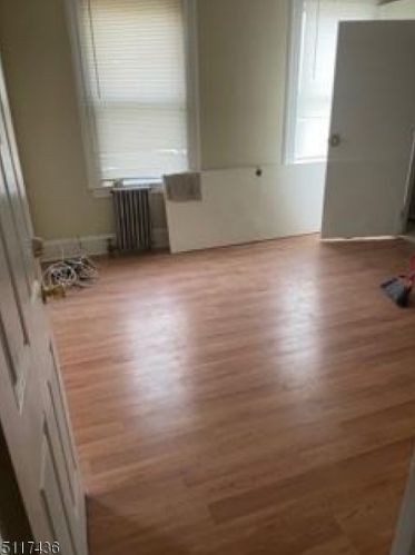 225 21 St, Paterson NJ 07513-1509 exterior