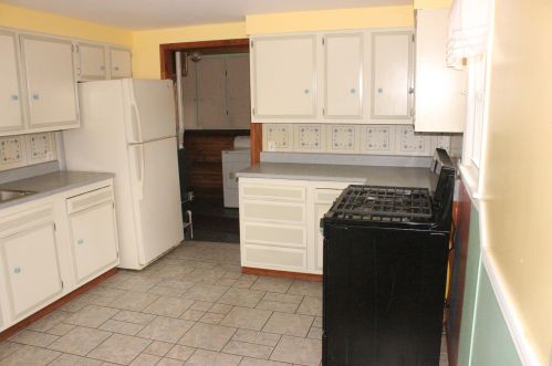 2342 Laketon Ave, Meskegon MI 49441-2665 exterior