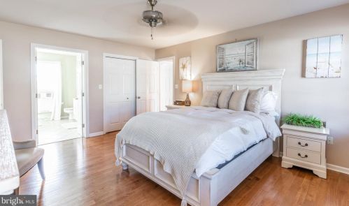 1121 Sunwood Ln, Lancaster PA  17601-7104 exterior