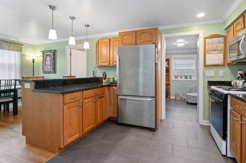 650 Malibran Dr, Pittsburgh PA 15237-5660 exterior