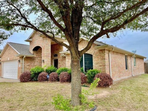 12016 Dunfries Ln, Austin TX  78754-5867 exterior