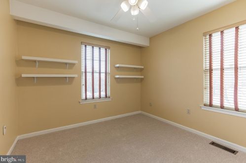 126 Knollwood Ct, Chester PA 19014-1259 exterior