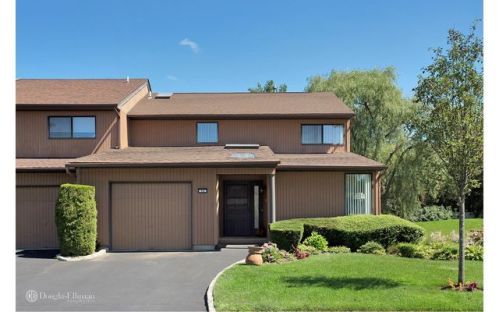 59 Northgate Cir, Huntington Station, NY 11747-3040