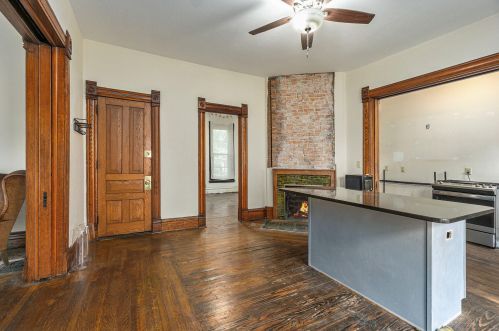 929 Westnedge Ave, Kalamazoo, MI 49008-1164