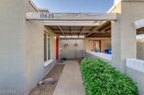 10620 38th Ave, Phoenix AZ  85029-4014 exterior