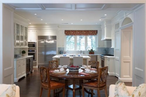 2959 Andrews Dr, Atlanta GA  30305-2905 exterior