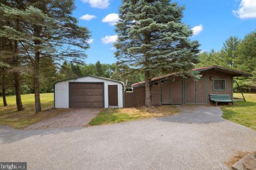 1900 Fish And Game Rd, Littlestown PA 17340-8808 exterior