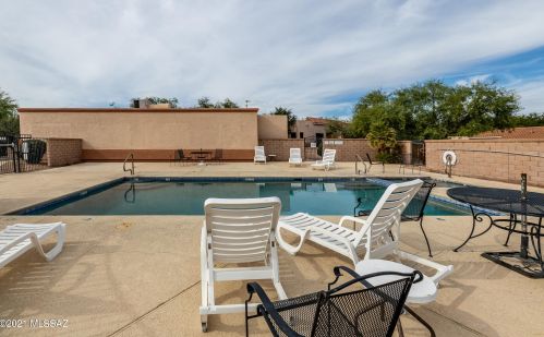 1555 Paseo Ln Tinaja, Green Valley AZ 85614-3986 exterior