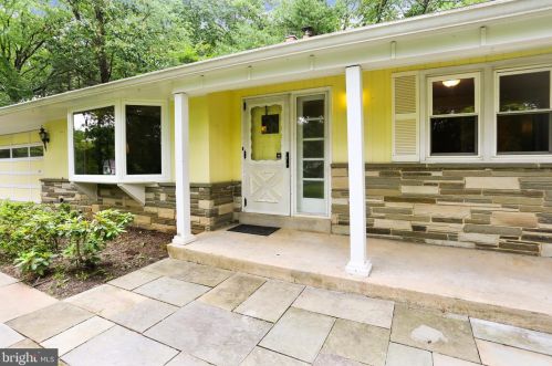 18801 Muncaster Rd, Rockville, MD 20855-1431