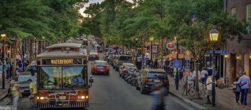 422 Royal St, Alexandria VA  22314-2335 exterior