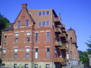 66 Pius St, Pittsburgh PA  15203-1652 exterior