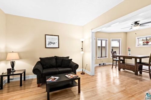 425 71 Ave, Duluth MN 55807-1842 exterior