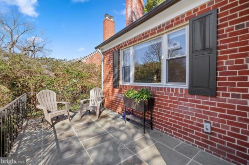 3121 Patterson St, Washington, DC 20015-1658