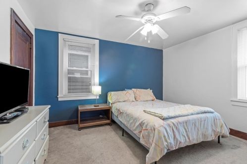 2744 Connecticut Ave, Pittsburgh PA  15216-1933 exterior