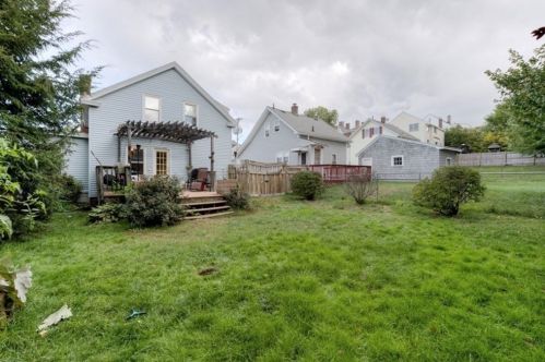 22 Fairhaven Rd, Worcester MA 01606-3114 exterior