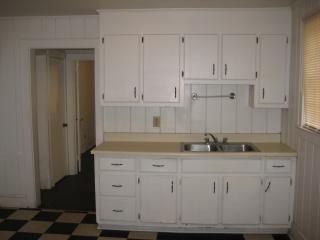 6 Hollywood Cir, Greenville SC  29607-1009 exterior