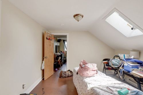 18 Lafayette St, Worcester MA 01608-2131 exterior