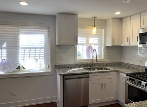 6813 Evans Ave, Chicago, IL 60637-4118