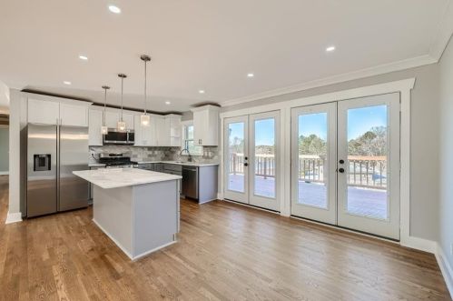 1784 Cherry Vly Cir, Atlanta GA 30316-4825 exterior