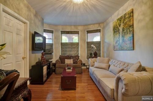 720 Boulevard, Union City, NJ 07086-6912