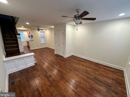 352 Mercy St, Philadelphia PA  19148-2632 exterior