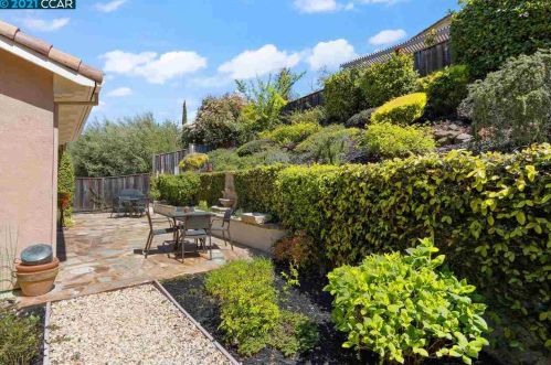 1230 Mountain Side Ct, Concord CA 94521-5508 exterior