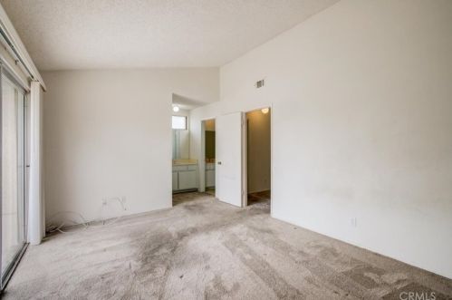 5221 Perkins Rd, Oxnard CA 93033-8358 exterior