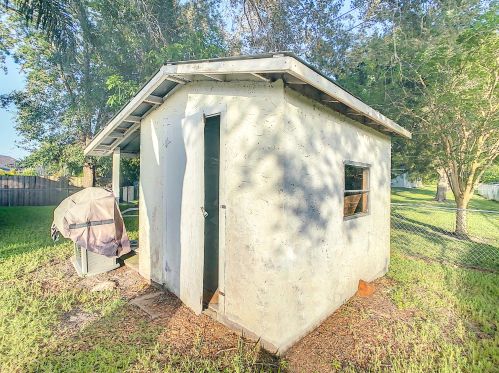 2761 Eagle Dr, Fort Pierce FL 34984-8919 exterior