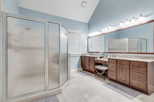 2337 Greenglade Rd, Atlanta GA 30345-3828 exterior